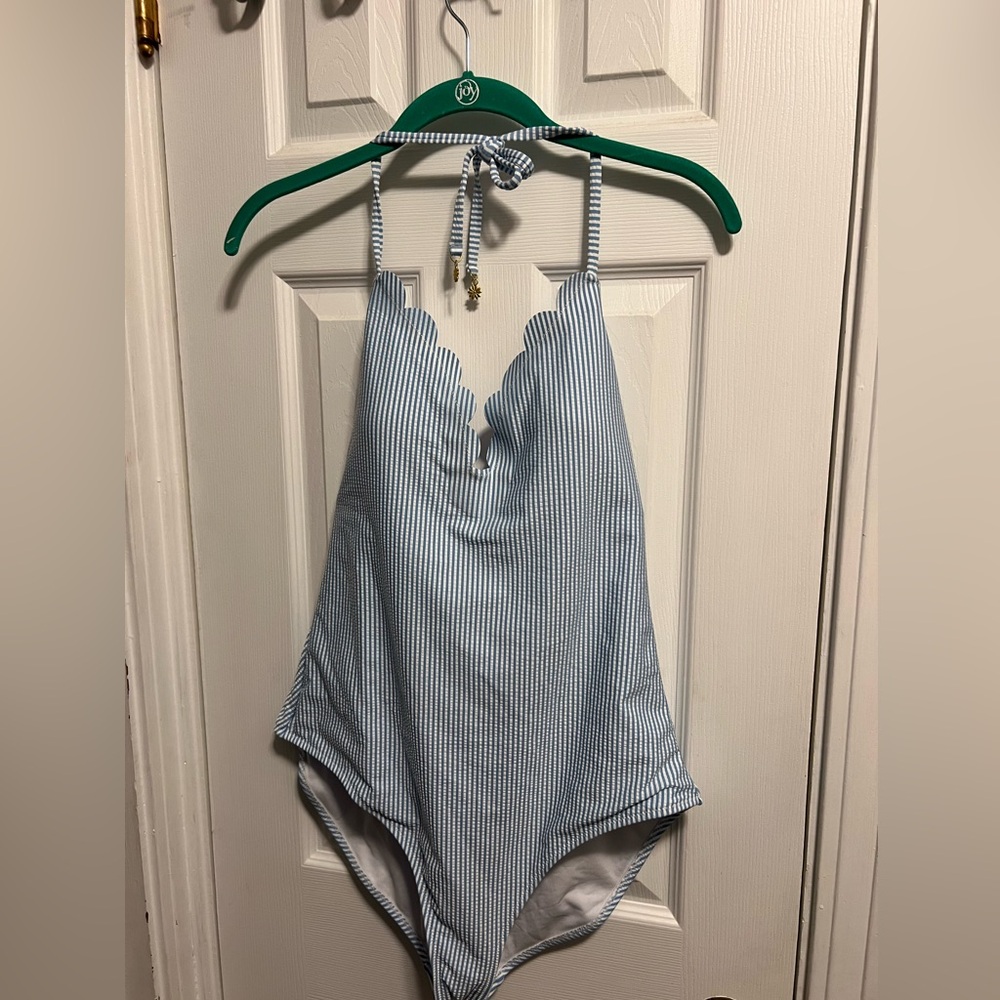 Jessica Simpson size XL bathing suit